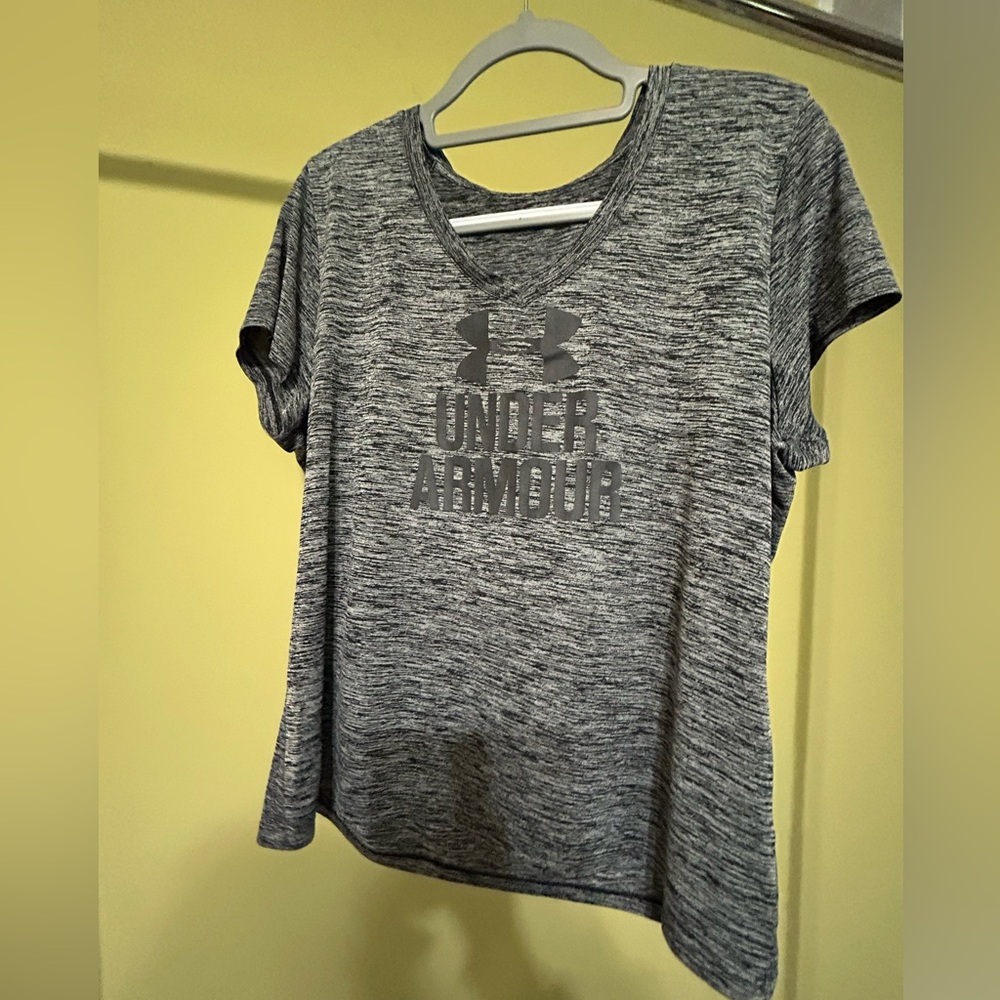 Under Armour Heathered Gray V-Neck Tee